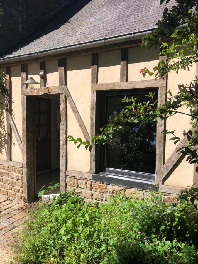 Le Clos Du Mont Jarry Le Val-Saint-Pere Exterior photo